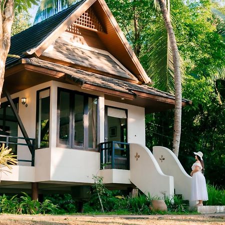Kooncharaburi Resort - 코창 외부 사진