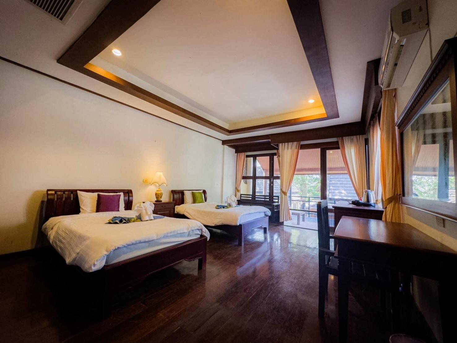 Kooncharaburi Resort - 코창 외부 사진